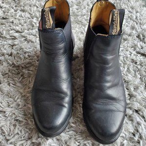 Blundstone leather black heeled boots #1671 size women's 7